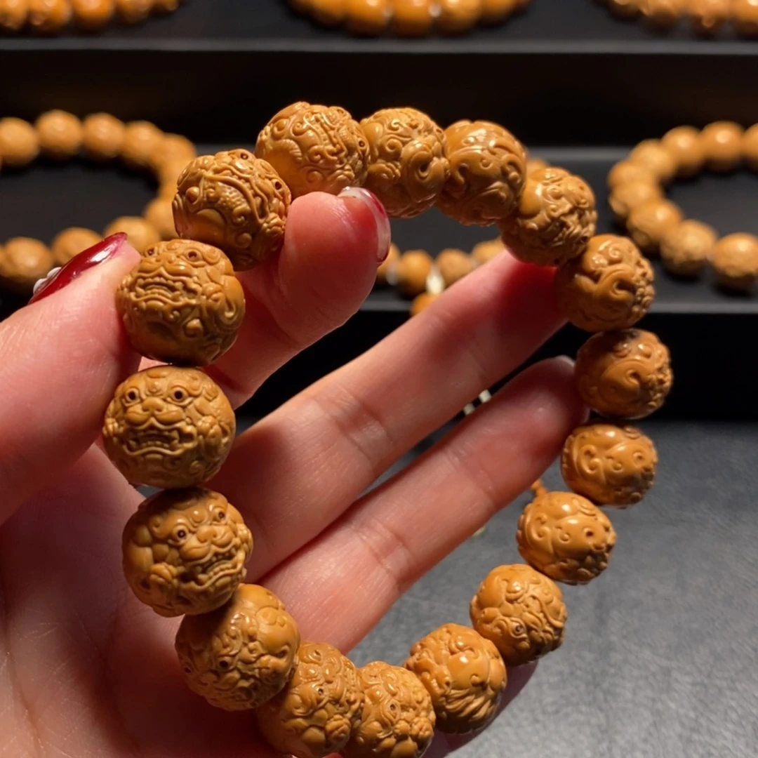 猴头核桃手串貔貅