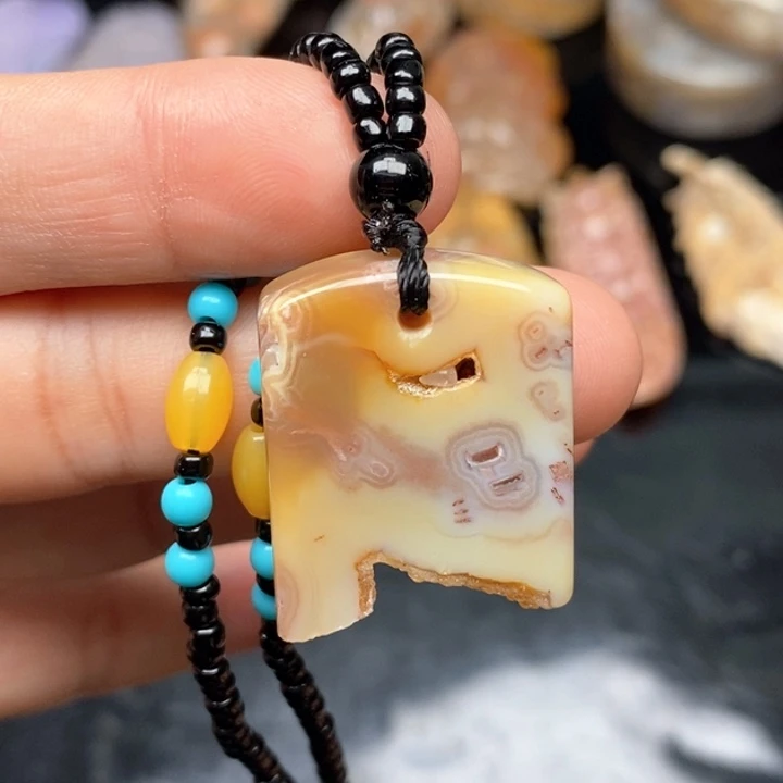 硅化珊瑚（珊瑚玉）手镯未镶嵌