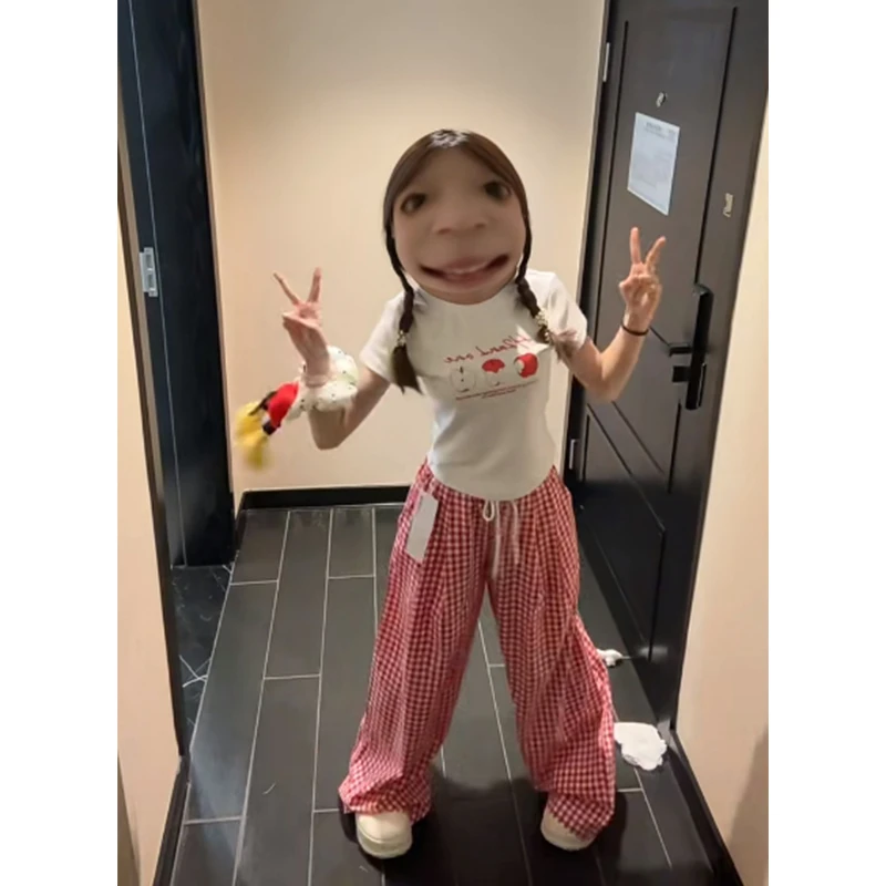 纯欲白色正肩短袖t恤女夏季多巴胺穿搭甜辣设计感小众短款小上衣