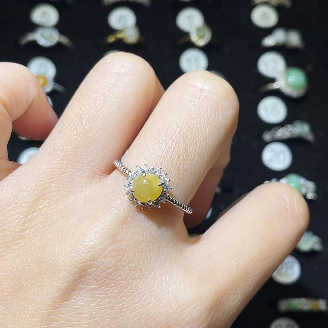 翡翠未镶嵌戒指戒指