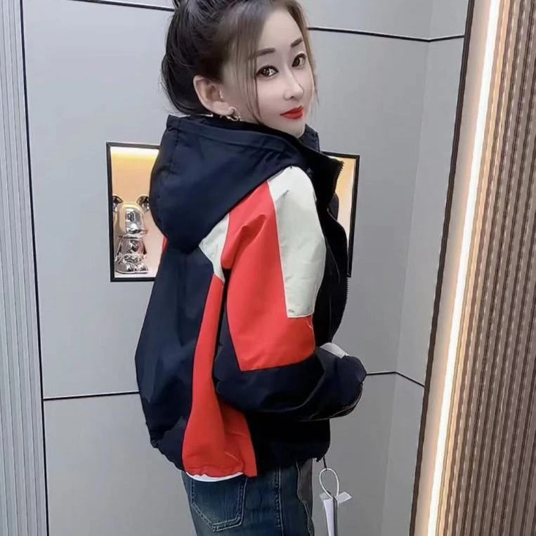 2025秋季新款夹棉外套女休闲连帽外套冲锋衣女小个子拼色百搭上衣