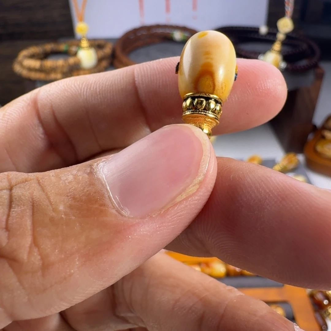 了***.琥珀未镶嵌珠宝奇石琥珀