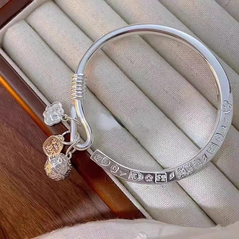 足银手镯 足银999.9宫铃筷子手镯 编码：47