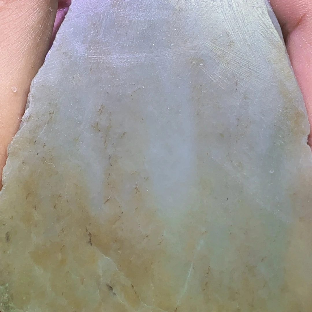 未镶嵌和田玉（糖玉）珠宝半成品