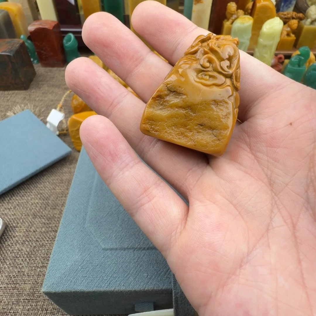 小***子寿山石印石寿山鹿目田745