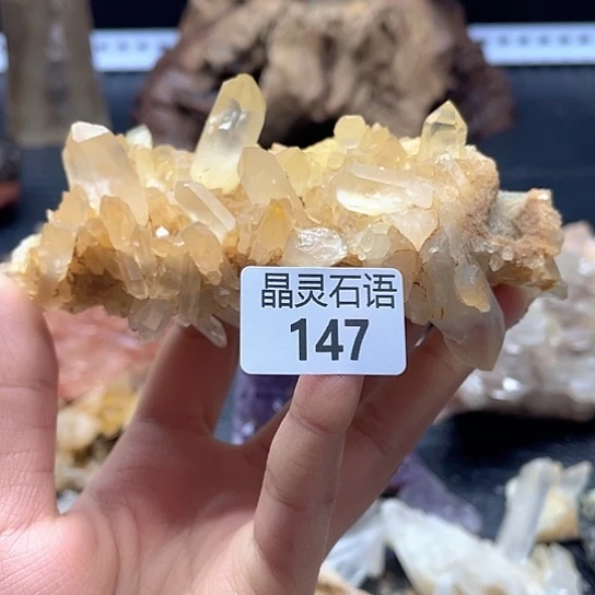 虾***米水晶未镶嵌大型摆件（非配饰）