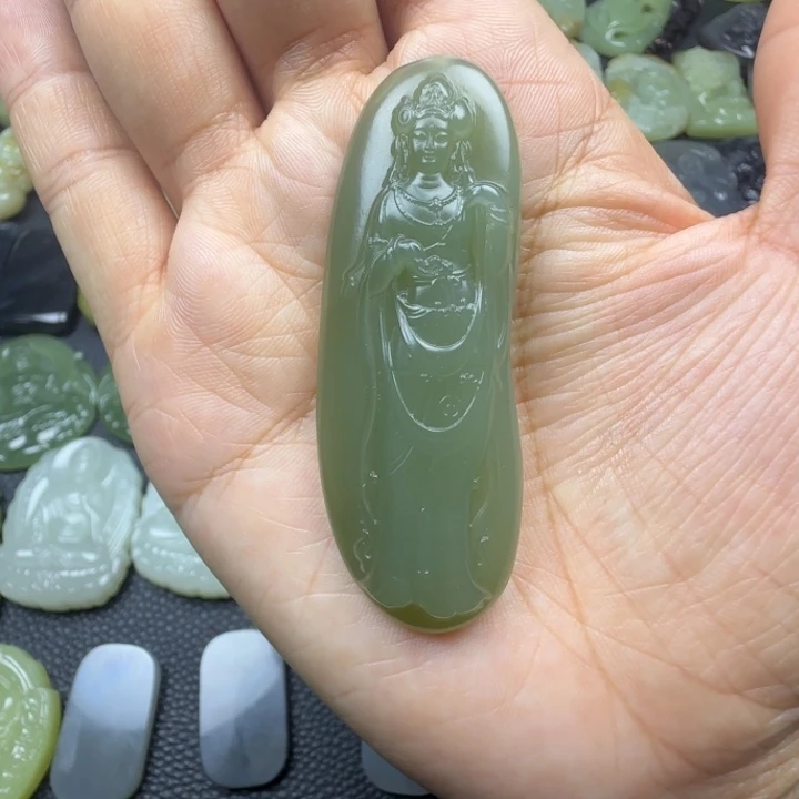 和田玉未镶嵌挂件