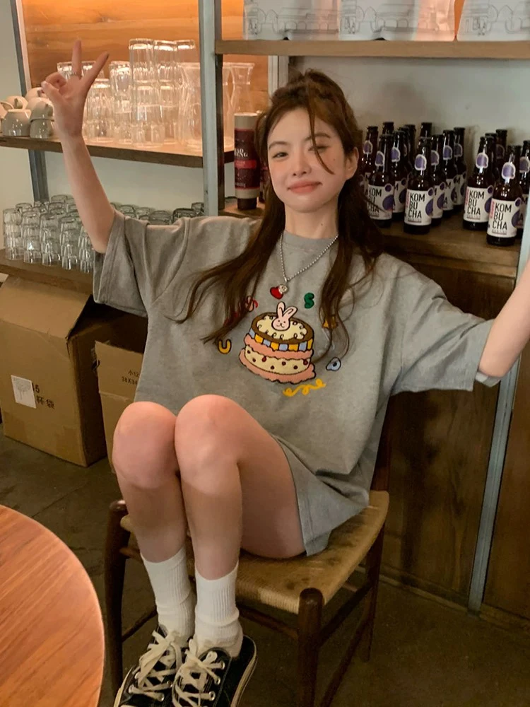 高级灰印花圆领T恤  宽松