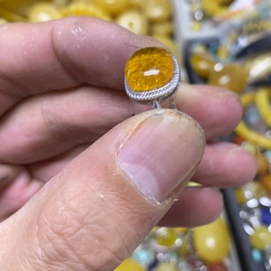 银S925镶嵌蜜蜡裸石戒指