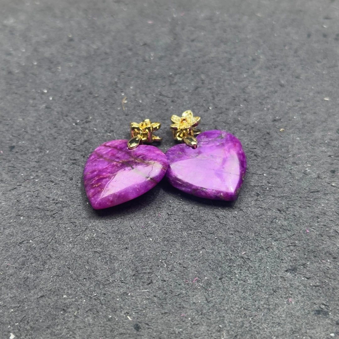 H67子红色爱心吊坠