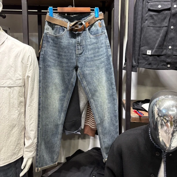 水洗极简风男秋季蓝色弹力牛仔裤正常小脚裤8896