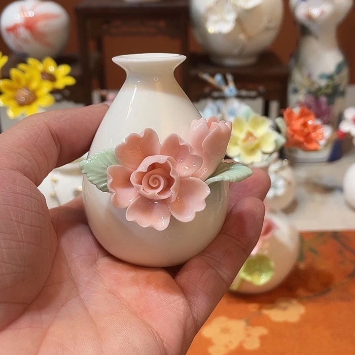 其他手工陶瓷精致摆件