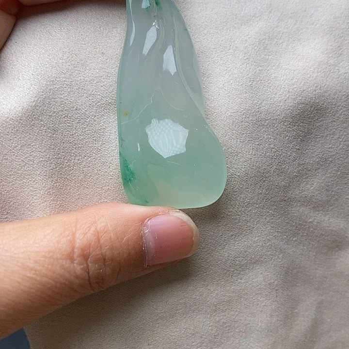 石英质玉挂件未镶嵌