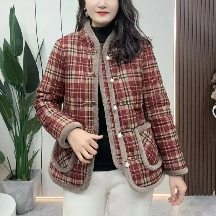 2024冬季新款妈妈装加绒加厚棉衣新中式盘扣格子时尚百搭棉袄外套