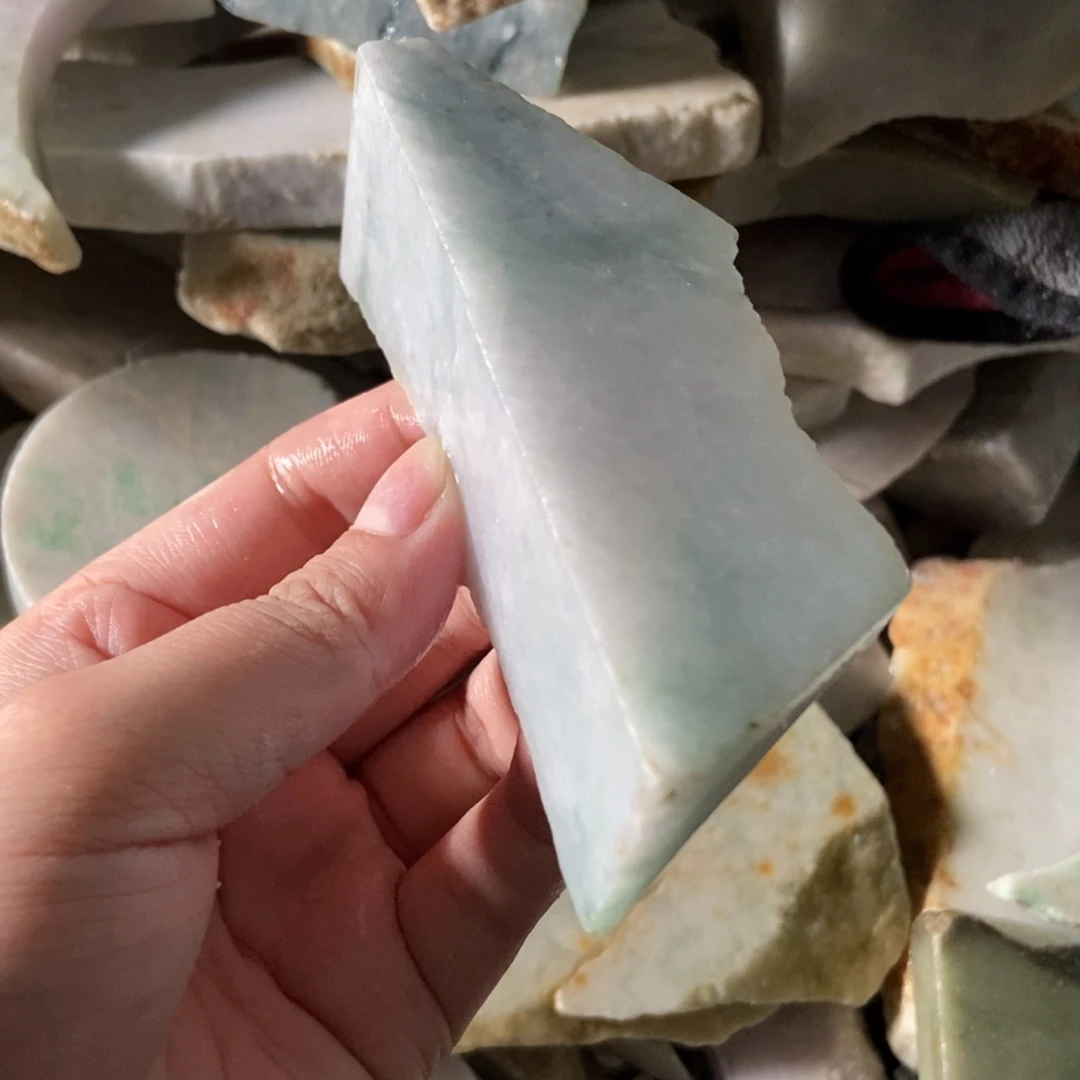 翡翠挂件未镶嵌天然翡翠