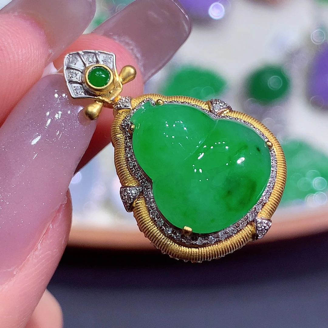 翡翠18K金镶嵌吊坠(不含链)