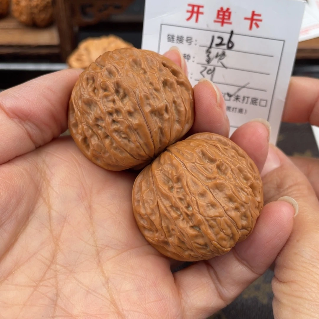 吊坠桃核文玩核桃
