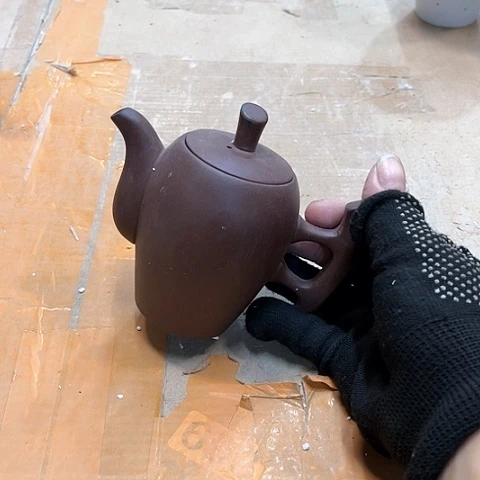 微瑕，不能明火，瘦款泡茶壶