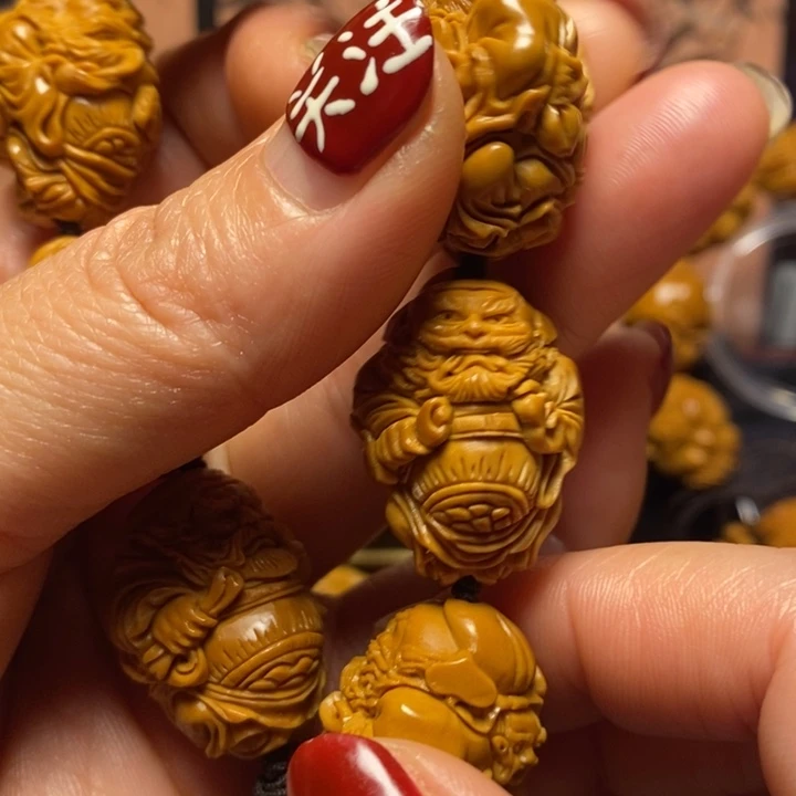 橄榄核手串/手链豁**下站立钟馗