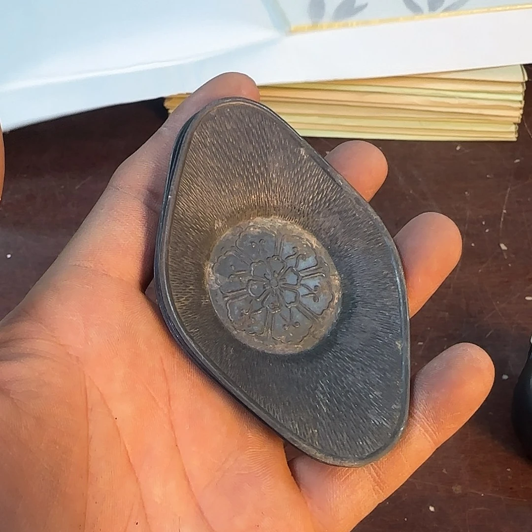 紫砂瑾煜古美术欢迎各位老板郁*—