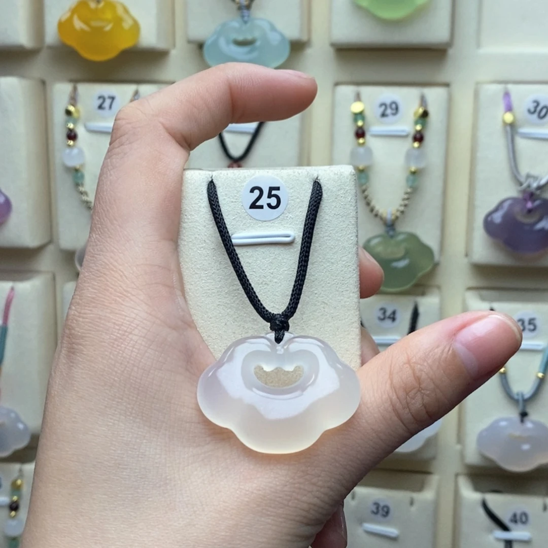 玛瑙/玉髓吊坠(赠链)未镶嵌郭*霞