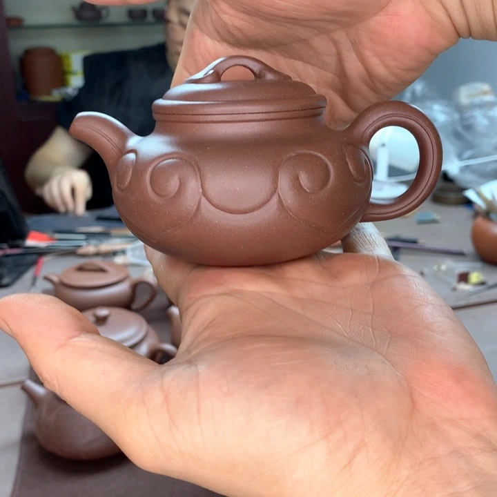 茶壶紫砂仿古如意，底槽清容量200cc