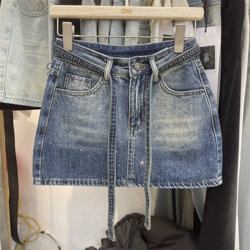 渐变色烫钻设计感时尚百搭牛仔半身裙2025春夏新款防走光A字短裙