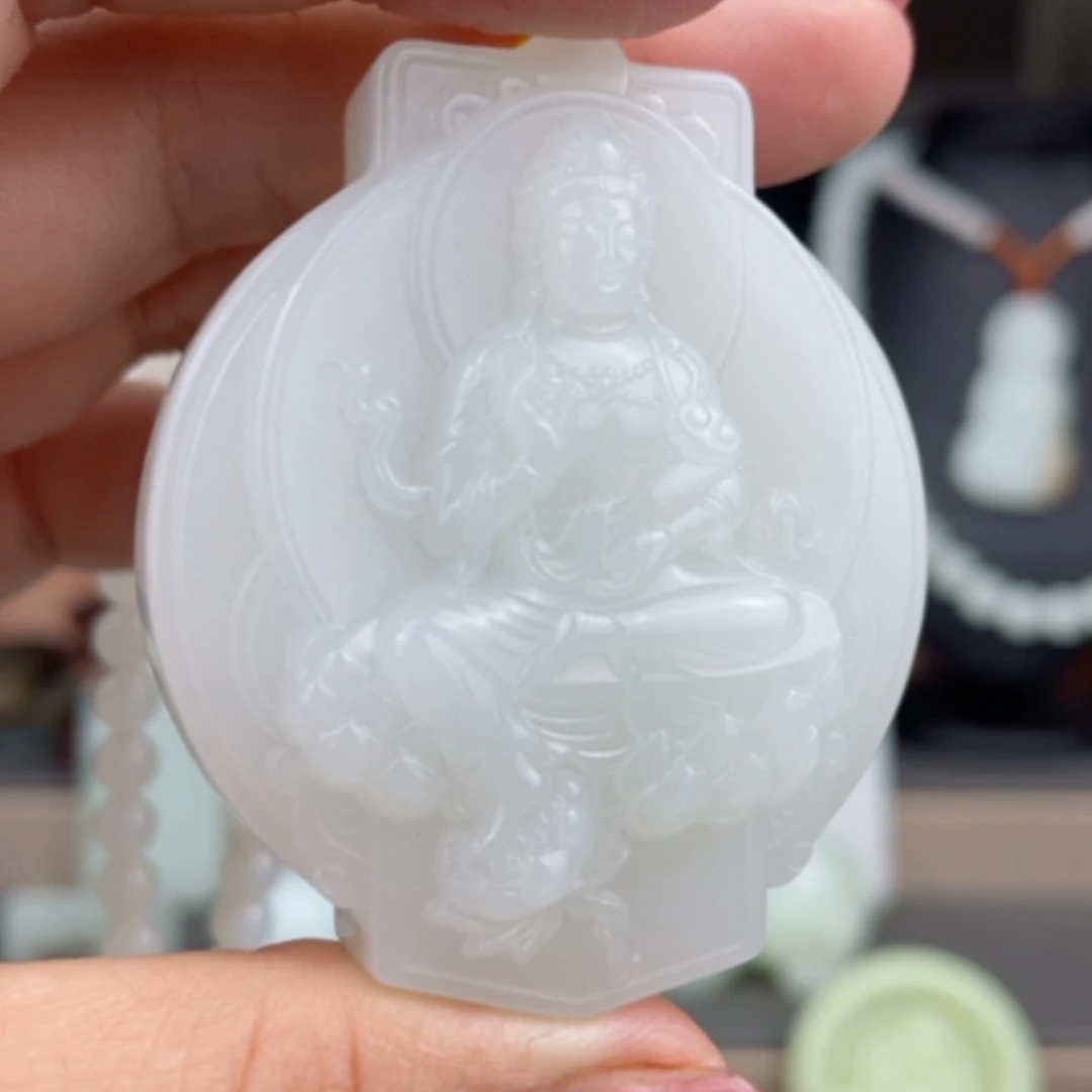 【闪购商品】颈饰未镶嵌和田玉