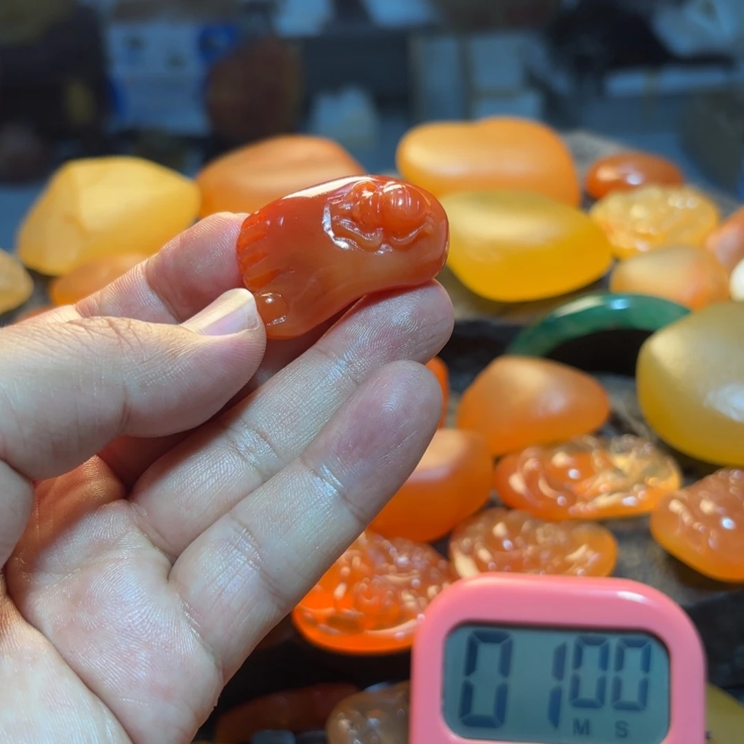 石英岩玉挂件未镶嵌许*