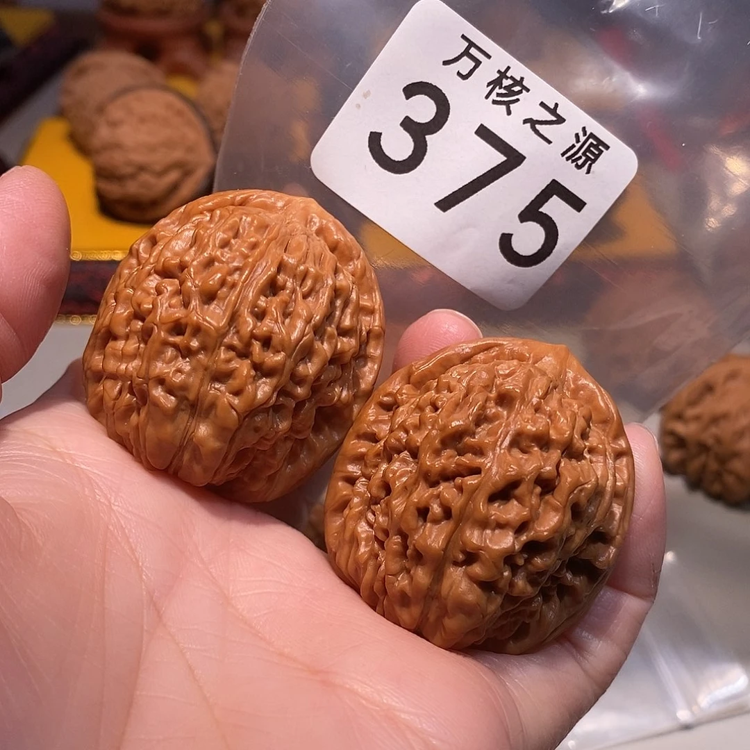 文玩核桃吊坠38.5莲花虎头……