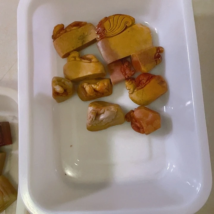 老挝石?**?10方带皮田黄，福利价