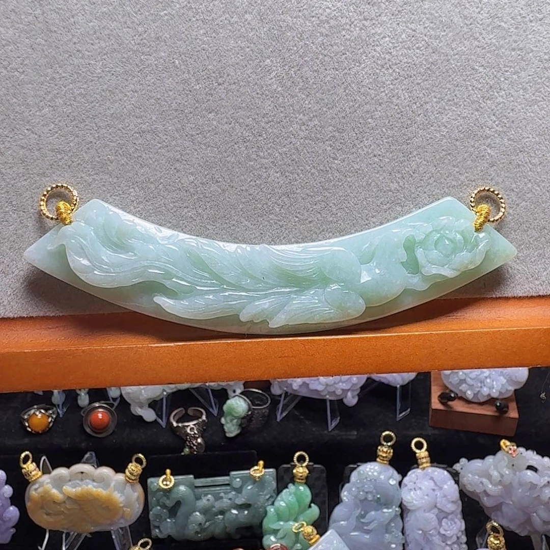 吊坠(赠链)未镶嵌翡翠
