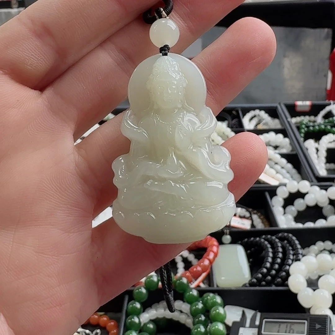 和田玉颈饰未镶嵌