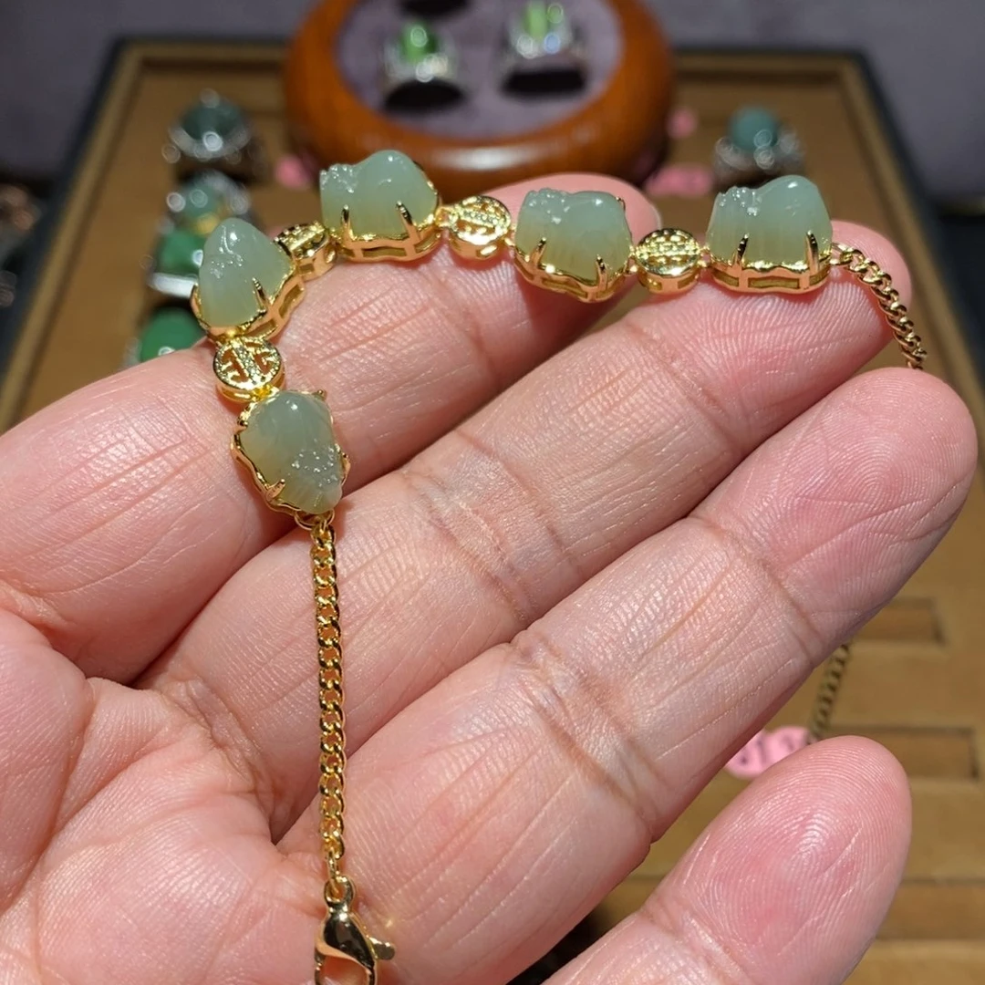 和田玉未镶嵌戒指