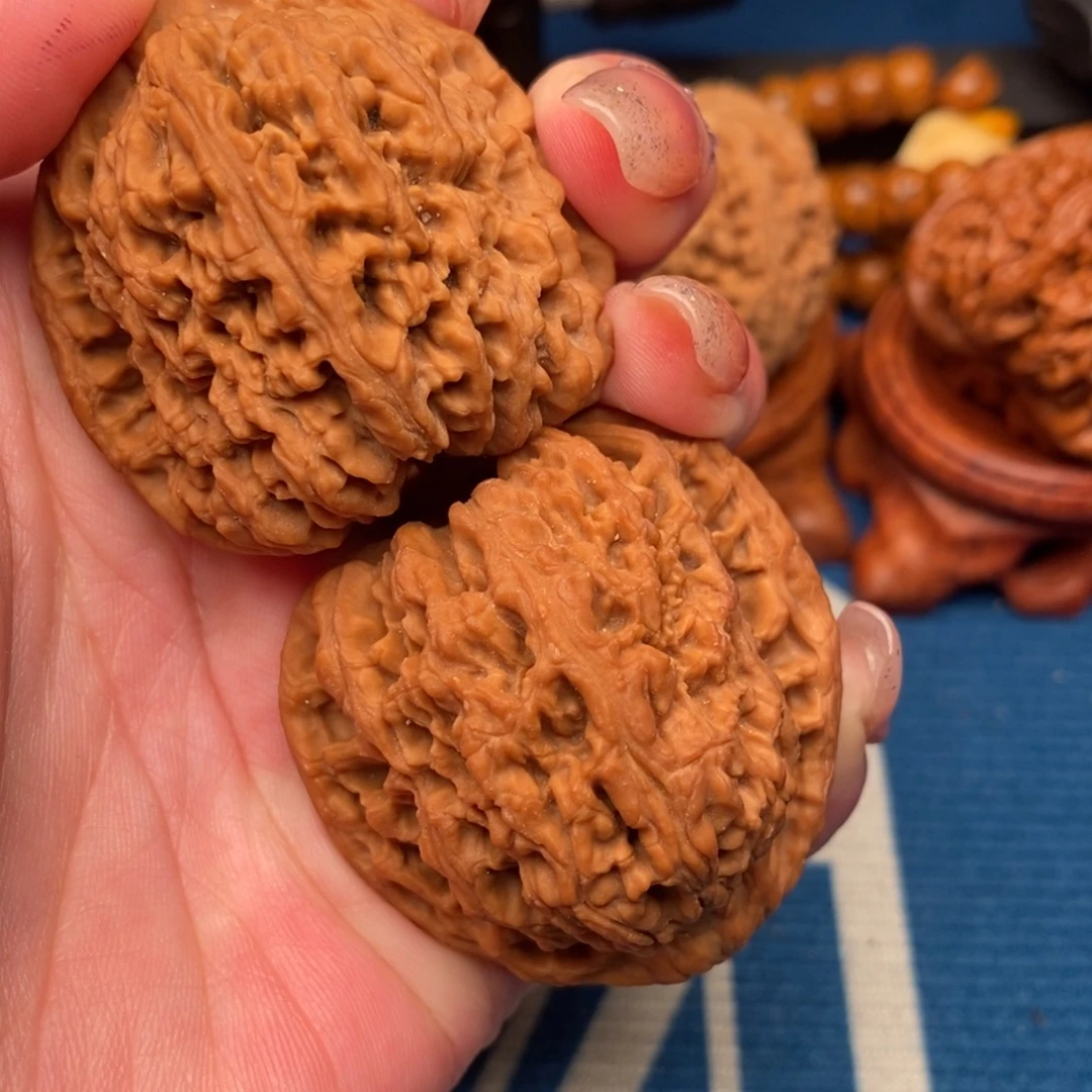 *****文玩核桃吊坠南疆