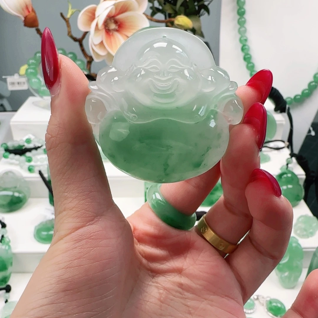 石英质玉未镶嵌颈饰