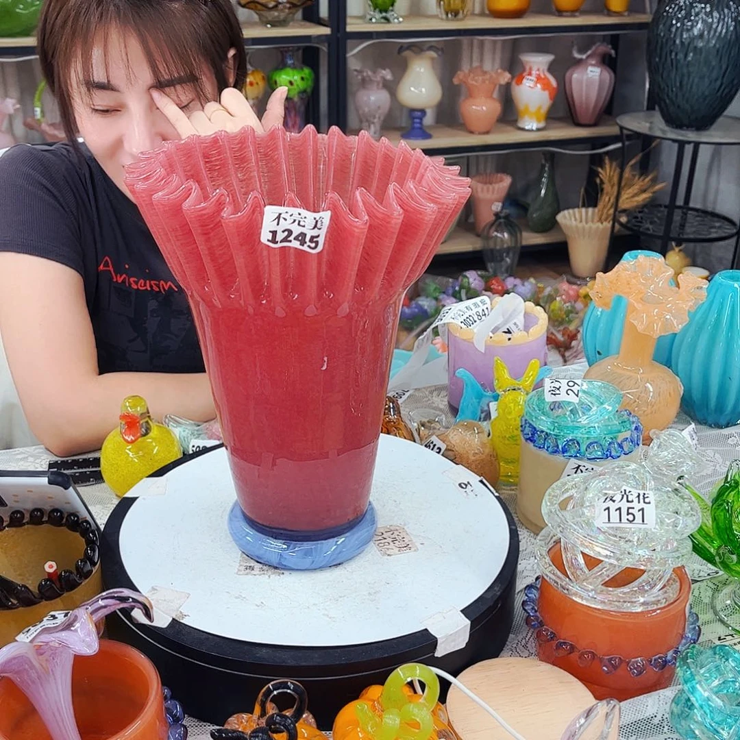 1245 家悦琉璃工艺品不完美