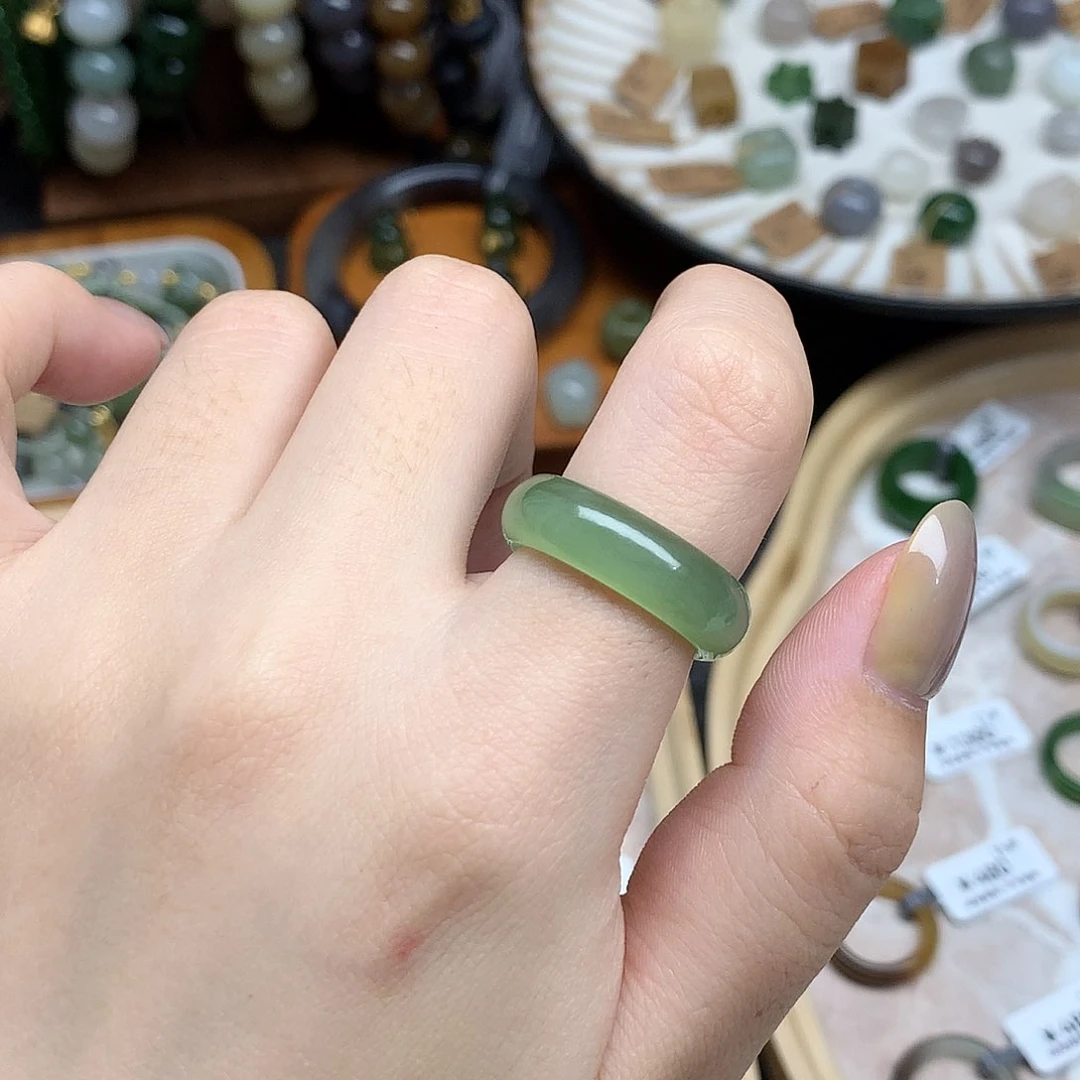 和田玉（碧玉）戒指未镶嵌