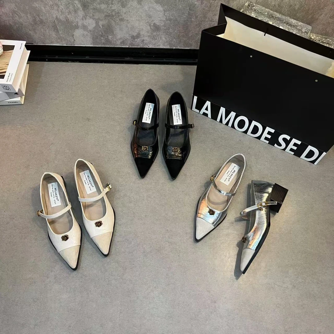 2025年春夏新款轻奢时尚百搭洋气拼接山茶花爆款软底全包舒适单鞋