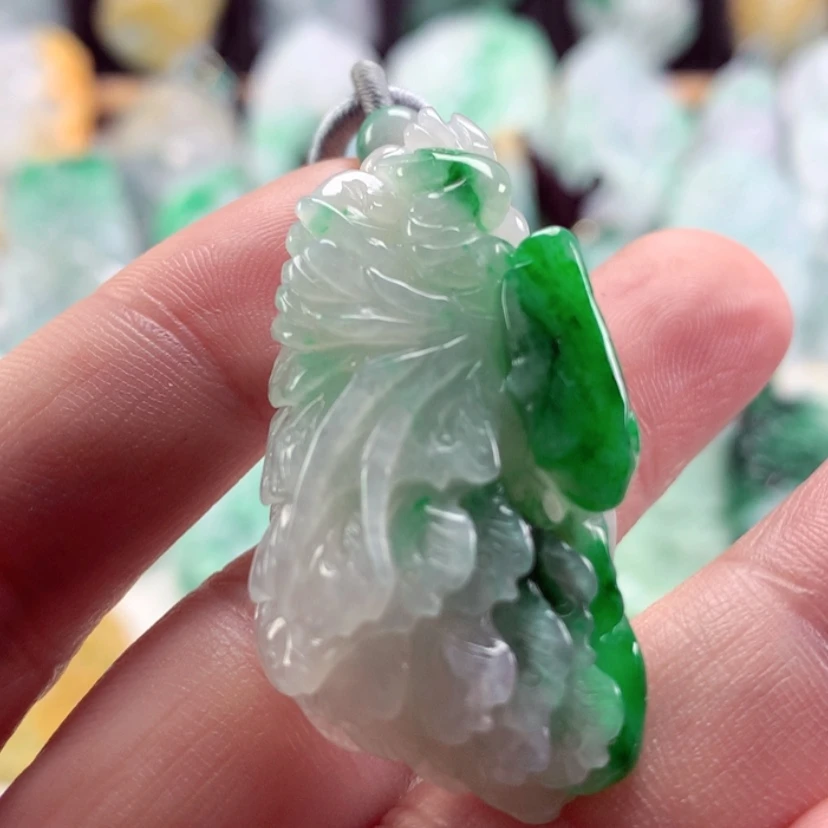 【闪购商品】翡翠吊坠(不含链)未镶嵌