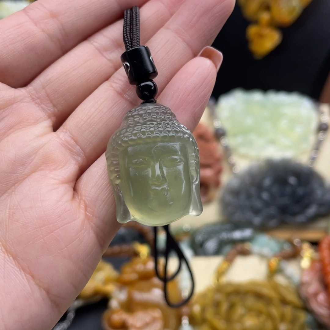 未镶嵌蛇纹石玉颈饰