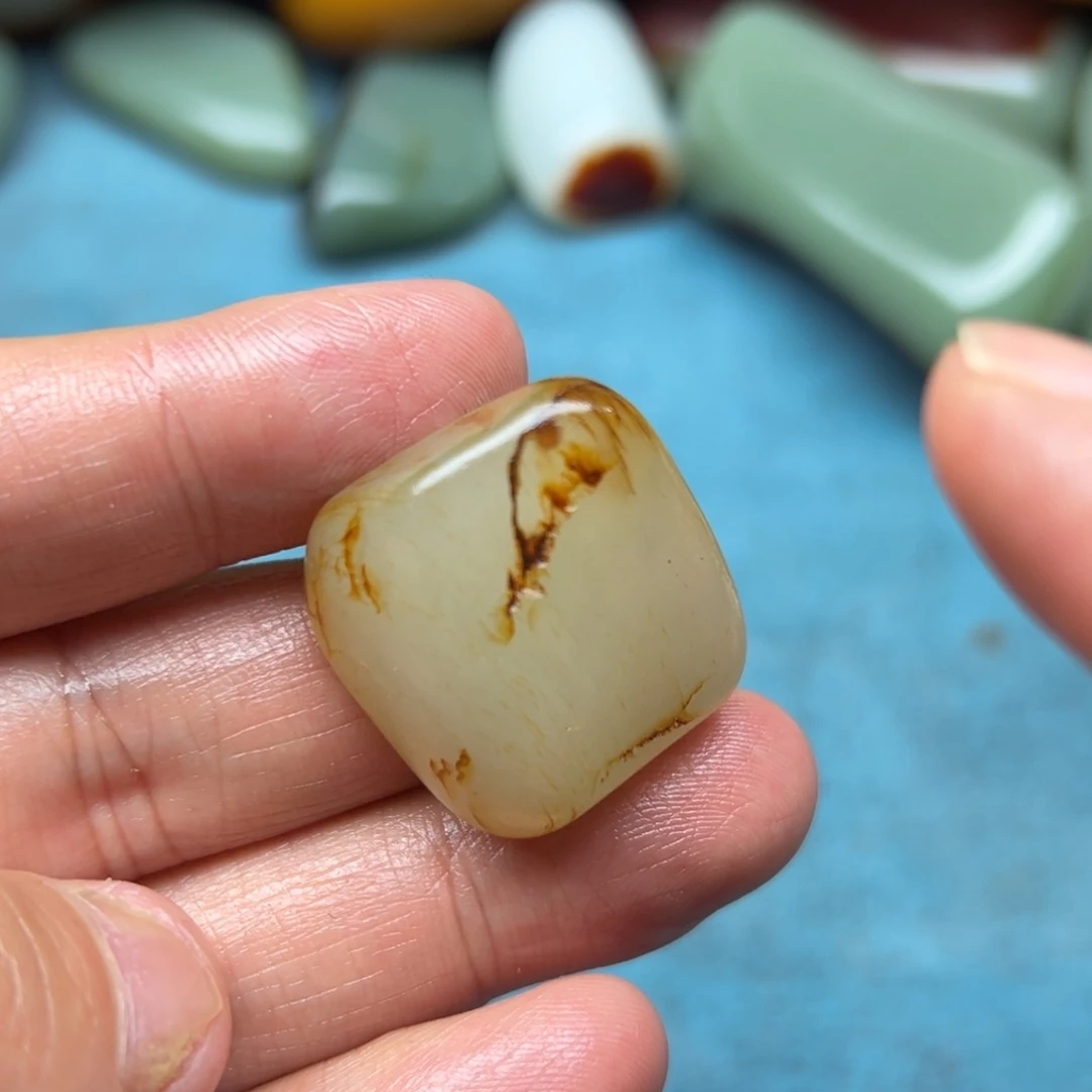 未镶嵌和田玉挂件