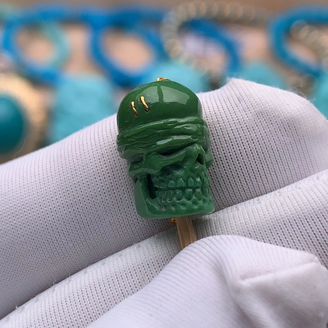 绿松石未镶嵌珠宝奇石