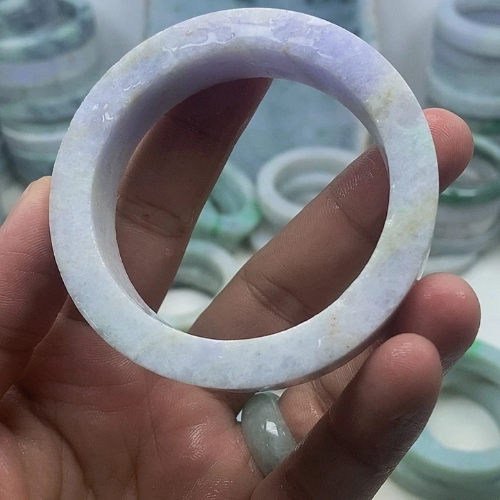 定制翡翠：—————-57-58未镶嵌