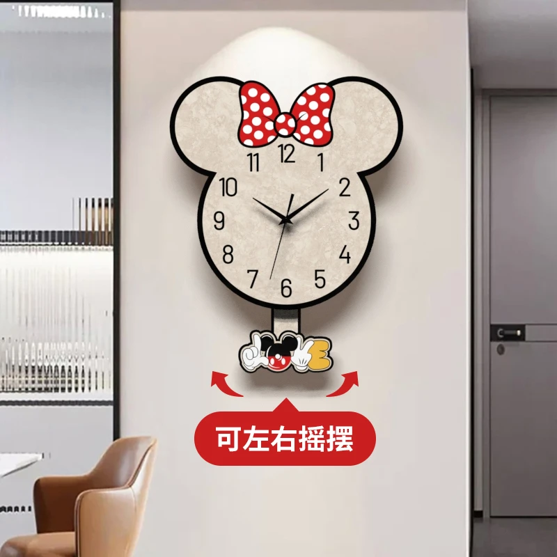 卡通米妮钟表客厅家用挂钟时钟挂墙网红款高档大气石英钟静音挂表