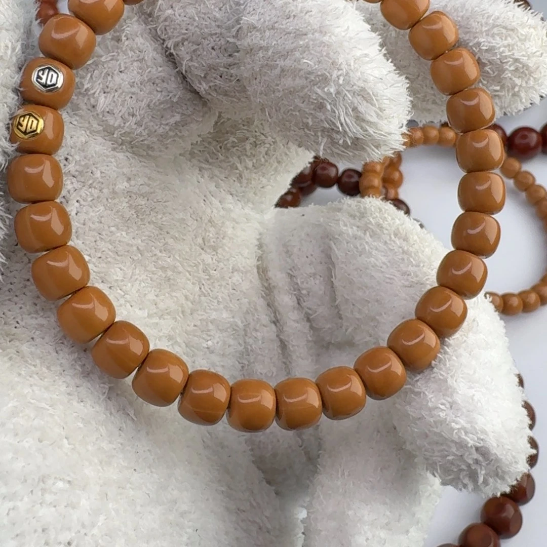 猴头核桃手串瑕疵