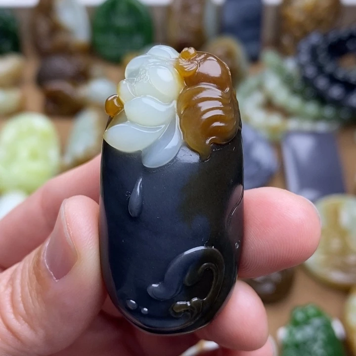 和田玉颈饰未镶嵌全**觉