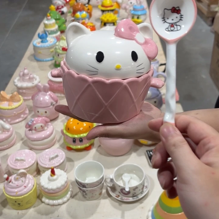 瓷片我在外面吃饭呢啊