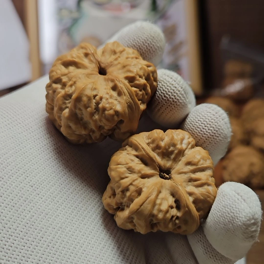 文玩核桃把件捕****柱24-7 36文玩核桃蛤蟆头