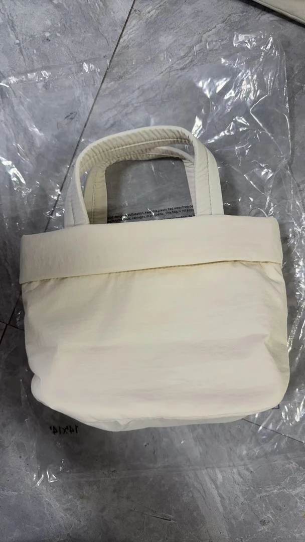 1414白色【孤品微瑕】新款时尚轻奢百搭气质女包